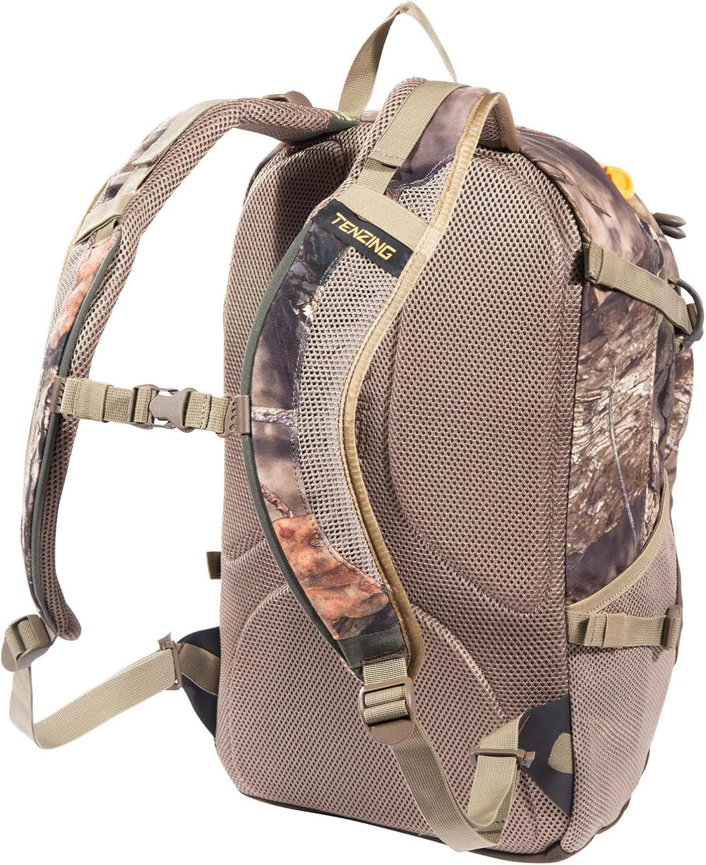 Pace Day Pack, Mossy Oak Break-Up Country, 1,600-Cubic-Inch Low-Profile Ultra Soft Quiet Durable Hunting Backpack with Multiple Pockets & Water Reservoir Compartment