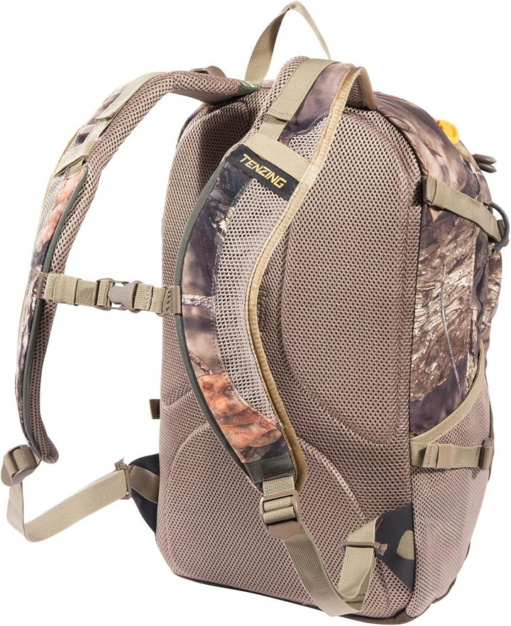 Pace Day Pack, Mossy Oak Break-Up Country, 1,600-Cubic-Inch Low-Profile Ultra Soft Quiet Durable Hunting Backpack with Multiple Pockets & Water Reservoir Compartment